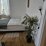 V Soukromi Choustnikovo Hradiste
